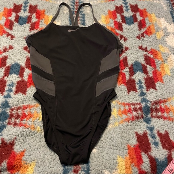 Nike Hydrastrong One Piece Swim Suit Black Women’s Size Medium - Picture 5 of 15